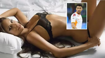 Ngôi sao AS Roma "trói" siêu mẫu 