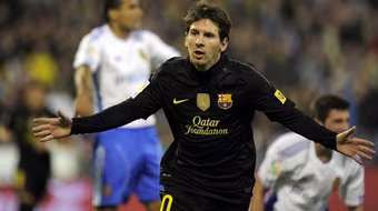 Messi lập kỷ lục mới