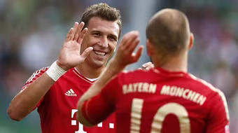 Vòng 1 Bundesliga: "Hùm Xám" ra oai