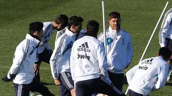 Real Madrid “tan đàn xẻ nghé”