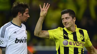 M.U vỡ mộng: Lewandowski sẽ không tới Anh hè này