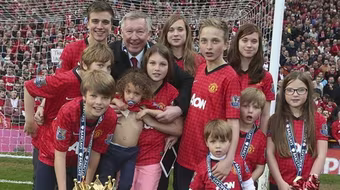 11 “Quỷ con” lần đầu xuất hiện trước công chúng cùng Sir Alex