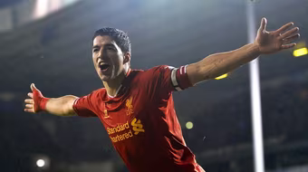 Suarez "đánh sập" sân White Hart Lane