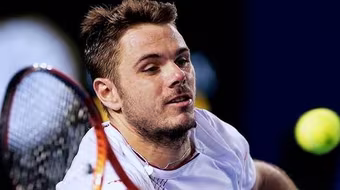 Wawrinka liên tiếp lập kỳ tích