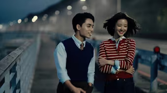 Mono đưa chuyện tình ông bà vào MV, tạo nên thước phim đẫm cảm xúc