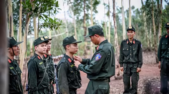 Mono - “Em út thép” chinh phục khán giả trong "Chiến sĩ quả cảm"