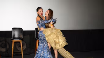 Văn Mai Hương - Chi Pu "gương vỡ lại lành", cùng kết hợp ra MV mới 