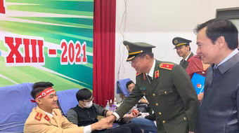 Rộn ràng ngày hội 'Thanh niên tình nguyện' và Chương trình 'Chủ nhật đỏ' của Công an Thủ đô