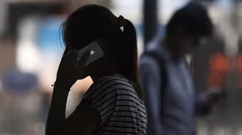 Người phụ nữ 'ngã ngửa' khi nhận ra bị lừa bởi chiêu giả danh Công an