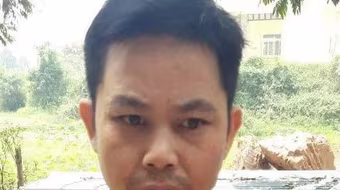 Biểu hiện lạ của 'gã' đàn ông đi xe Vision