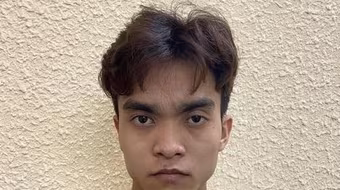 Bắt nhân viên công ty giao hàng tiết kiệm trộm iPhone 12 của khách