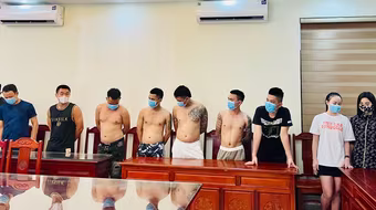 Bắt quả tang 10 nam nữ tụ tập sử dụng ma túy trong khách sạn