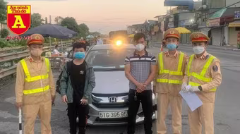Liên tiếp phát hiện 4 vụ chở người định qua chốt kiểm soát dịch Covid-19