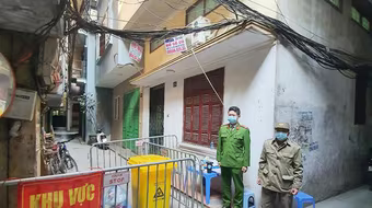 Lực lượng Công an cơ sở căng mình thực hiện nhiệm vụ kép 