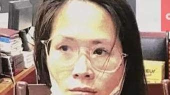 Người phụ nữ nghi vấn tự giao nộp gói ma tuý khi gặp Công an