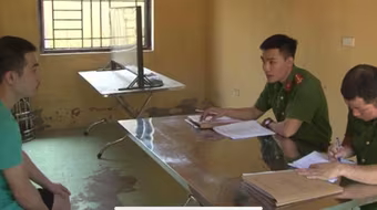 Quản lý quán karaoke "điều" nhân viên bán dâm cho khách 