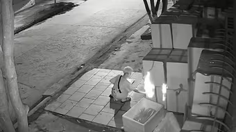 Điều tra vụ đốt thùng xốp, hủy hoại toàn bộ cửa hàng hải sản