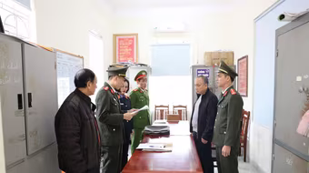 Bắt nguyên Tổng giám đốc Công ty cổ phần đầu tư bất động sản và thương mại Thăng Long