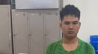 Đặt mua pháo lậu về đốt 