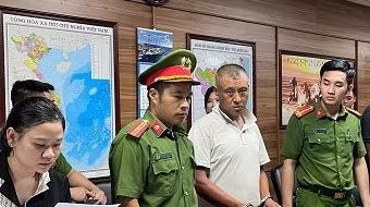 Khởi tố các đối tượng vi phạm trong lĩnh vực môi trường