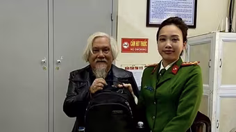 Hành động kịp thời của nữ cán bộ Công an phường Nam Đồng 