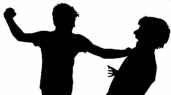 Chặn đường hành hung 'con nợ' ép trả tiền