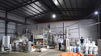 Vạch trần thủ đoạn tinh vi của đường dây sản xuất hàng cấm là 'khí cười'