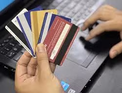 Bắt đối tượng mua bán trái phép nhiều tài khoản ngân hàng