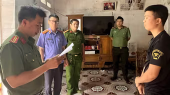  Khởi tố 8 đối tượng chế tạo, mua bán trái phép vũ khí quân dụng