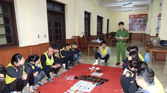 Công an tỉnh Ninh Bình triệt phá sới bạc, bắt giữ 21 đối tượng