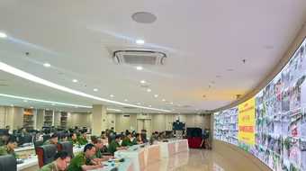 Công an Hà Nội trao đổi kinh nghiệm về công tác chuyển đổi số 