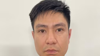 Gã đàn ông đi 'xế hộp' lừa đảo chiếm đoạt tiền của các tài xế giao hàng