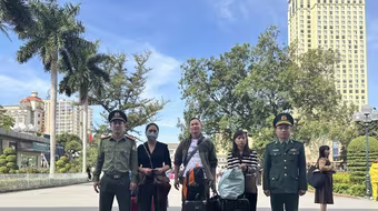 Trục xuất 3 công dân nhập cảnh vào Việt Nam “vờ” du lịch