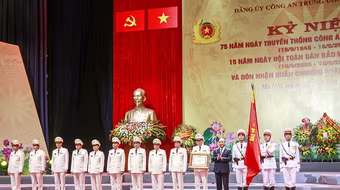 75 năm những trang sử vàng chói lọi của lực lượng Công an nhân dân Việt Nam anh hùng