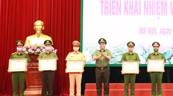 Đảm bảo phòng, chống hiệu quả dịch Covid -19, phục vụ đắc lực phát triển kinh tế - xã hội Thủ đô