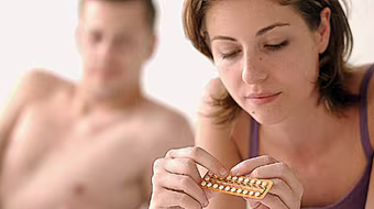 Pfizer thu hồi 1 triệu vỉ thuốc tránh thai 