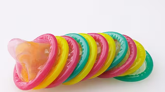 Sử dụng 2 bao cao su liệu có an toàn hơn?