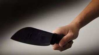 Vợ trẻ đã cho chồng “mọc sừng” còn đe dọa giết