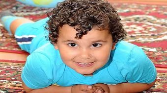 Choáng vì khả năng thiên tài của cậu bé 2 tuổi