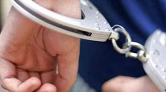 Cha hiếp con gái 3 tuổi sau khi vợ từ chối sex