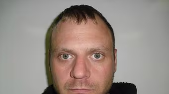 Bị bắt vì nhắn tin, mời nhầm cảnh sát mua ma túy