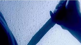 Ông lão ngoài 60 đâm chết hàng xóm vì nghi “tòm tem” với vợ mình