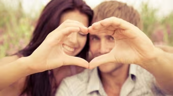 Bóc mẽ 7 lời nói dối của phe mày râu để gây ấn tượng với nửa kia