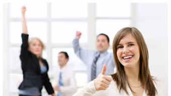 Thi thoảng đi bộ ngắn giúp giảm tác hại do ngồi nhiều