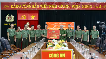 Nghĩa tình Công an Thủ đô hướng về Lạng Sơn, Bắc Ninh sau mưa lũ