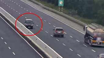 Lái xe đi lùi, ngược chiều cao tốc bị phạt đến 40 triệu đồng