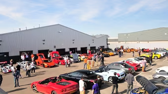 "Rụng tim" trước ngày hội siêu xe ở Anh 