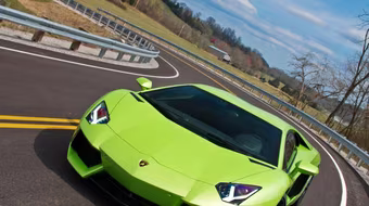 Muôn hình muôn vẻ rực rỡ sắc màu Lamborghini LP700-4 Aventador