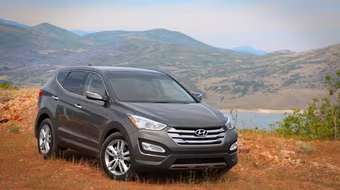 Hyundai Santa Fe đạt doanh số bán hàng cao ngất ngưởng