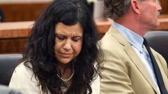 Nhận án tù chung thân vì giết bạn trai bằng giầy cao gót 